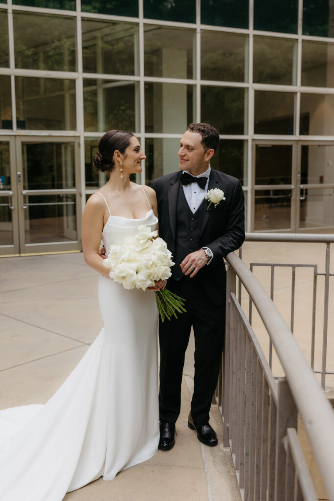 Atlanta museum wedding at Fernbank

